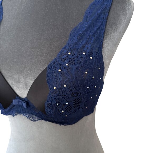 Adore Me Navy Blue Lace Push-Up Bra With Adjustable Straps & Hook Closure Size 3 - Picture 2 of 6